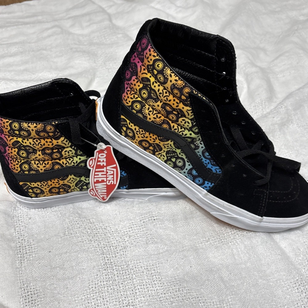 VANS Sk8-Hi Mens Sz 7.5 Women's 9 , Black White Colorful Off The Wall New Skulls